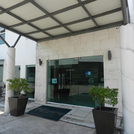 Hotel Santo Domingo Express ビジャエルモッサ エクステリア 写真