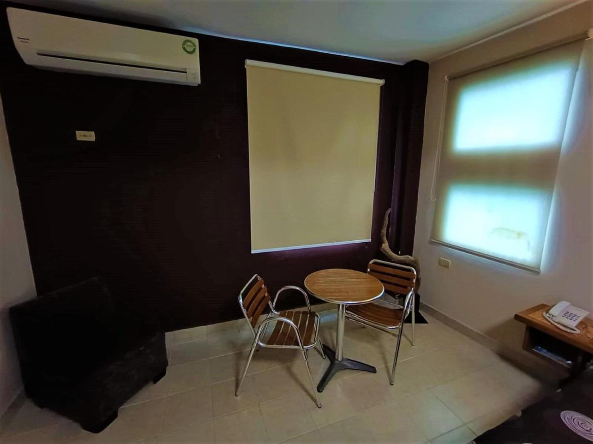 Hotel Santo Domingo Express ビジャエルモッサ エクステリア 写真