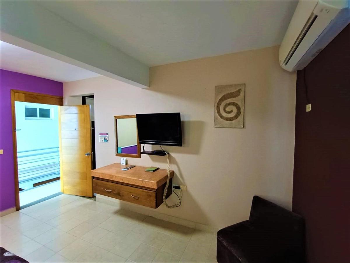 Hotel Santo Domingo Express ビジャエルモッサ エクステリア 写真