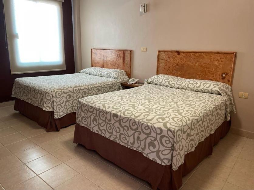 Hotel Santo Domingo Express ビジャエルモッサ エクステリア 写真